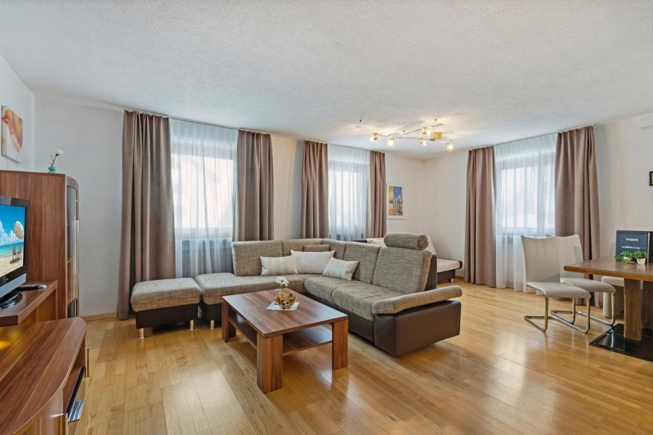 Haus Derby Apartment Samnaun Luaran gambar