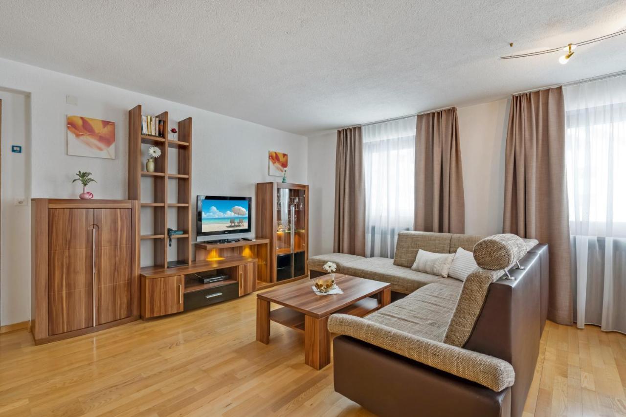 Haus Derby Apartment Samnaun Luaran gambar